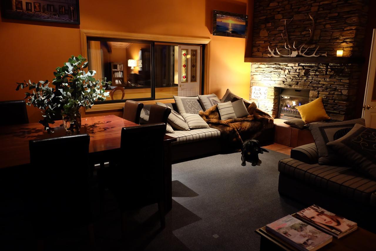 Mt Maude Country Lodge Lake Hawea Extérieur photo