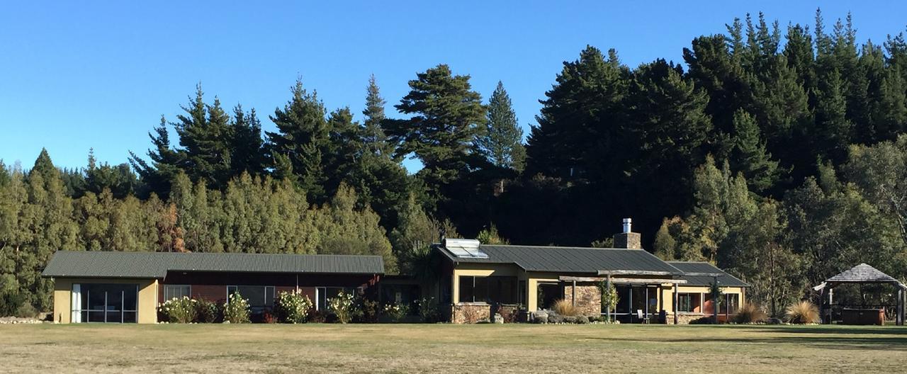 Mt Maude Country Lodge Lake Hawea Extérieur photo