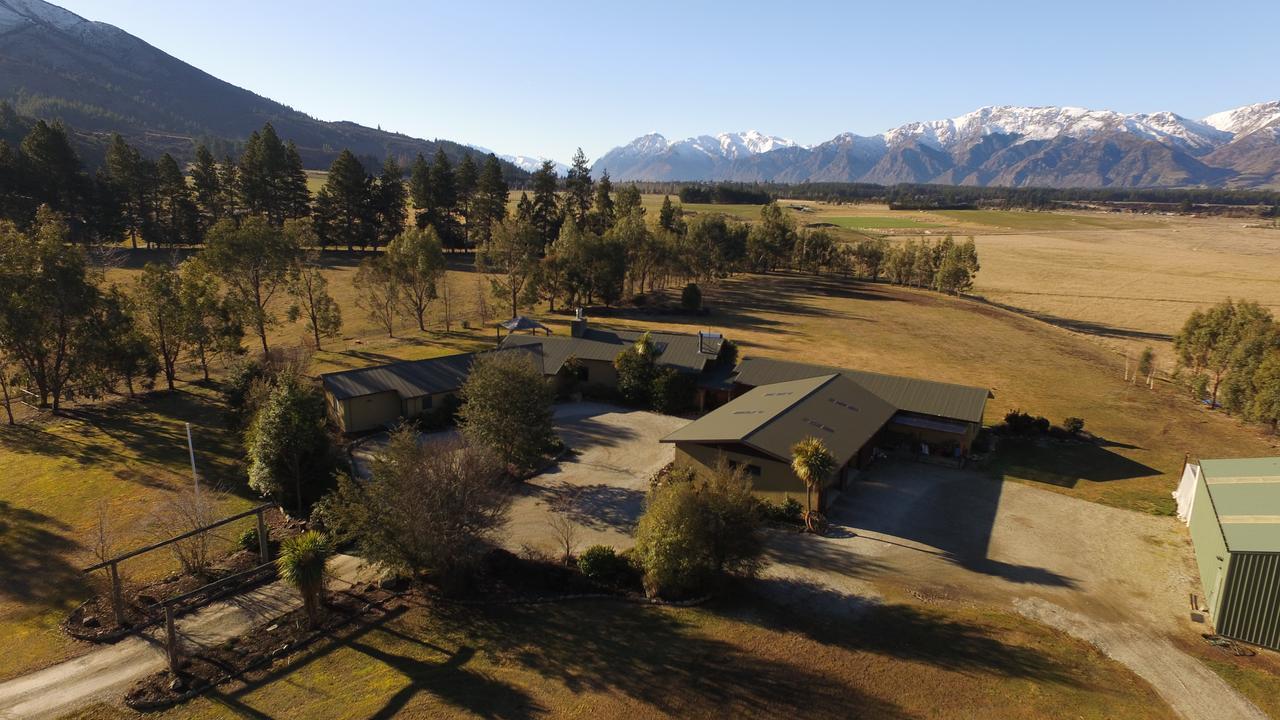 Mt Maude Country Lodge Lake Hawea Extérieur photo