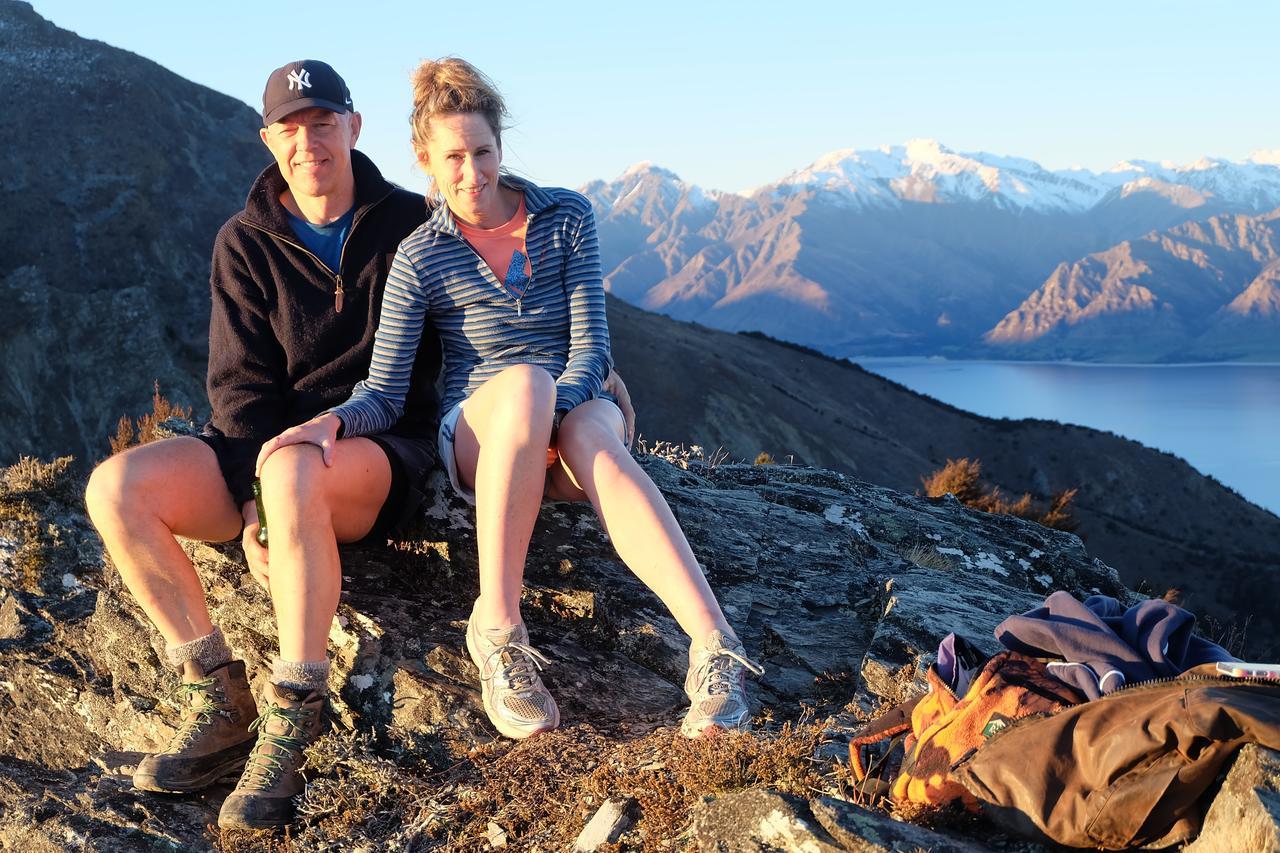 Mt Maude Country Lodge Lake Hawea Extérieur photo